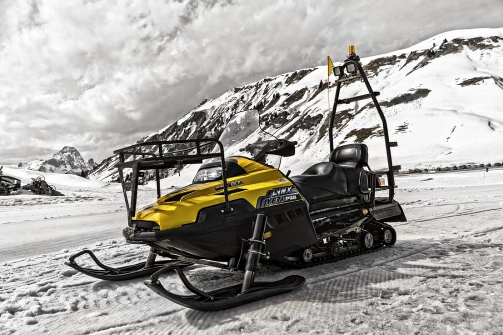 Blog 08 - snowmobile